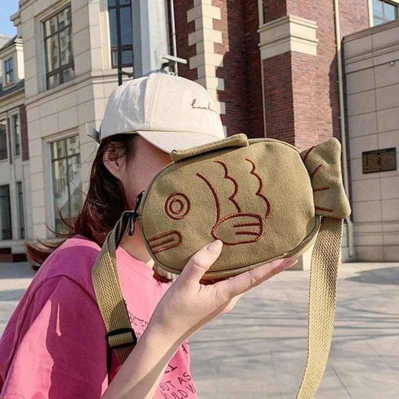 Armas Lõuend Messenger Bag Jaapani Stiilis Tikandid Kala Kuju Portable Lukuga Väike Rahakotid Käekotid Mini Crossbody Kott Pilt 3
